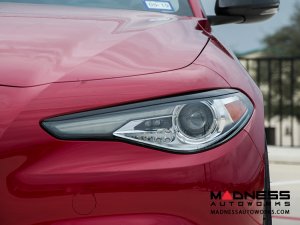 Alfa Romeo Giulia Headlight Trim Kit - Carbon Fiber Alfa Romeo Giulia Headlight Trim Kit - Carbon Fiber